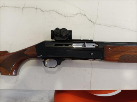 Buenas tardes,vendo escopeta benelli premium del 12,chokes internos de * *** **** y***** estrellas,leva 01
