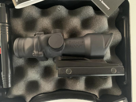 Vendo mira teléscopica Trijicon ACOG TA01 4x32. Retícula tipo crosshair se ilumina en la oscuridad. Utiliza 01
