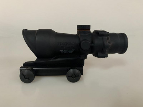 Vendo mira teléscopica Trijicon ACOG TA01 4x32. Retícula tipo crosshair se ilumina en la oscuridad. Utiliza 12