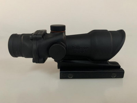 Vendo mira teléscopica Trijicon ACOG TA01 4x32. Retícula tipo crosshair se ilumina en la oscuridad. Utiliza 11