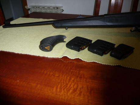 Pongo a la venta dos rifles por no darles uso. TIKKA T3X LITE,culata de fibra, P1010396.JPG  P1010397.JPG 60