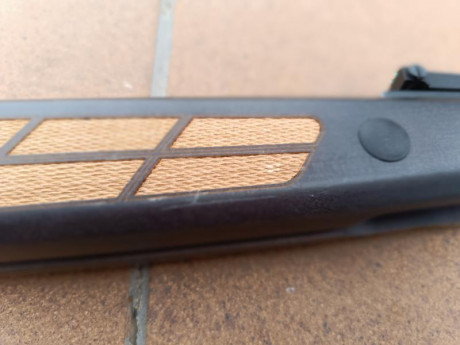 Se vende carabina Norica modelo Black Eagle en calibre 4,5. Funciona perfectamente, actualmente está sacando 30