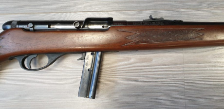 Os dejo fotos de una carabina del.22 que me.han regalado. Imagino que será de baja calidad. Es una Kassnar 60