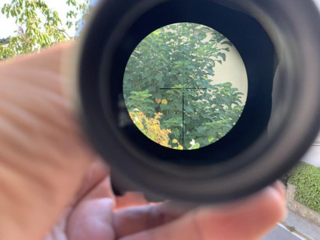 Vendo mira teléscopica Trijicon ACOG TA01 4x32. Retícula tipo crosshair se ilumina en la oscuridad. Utiliza 20