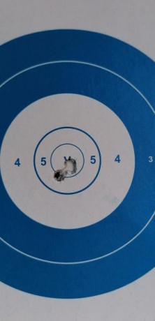 Buenas, un compañero me ha pedido que le anuncie este juguete.... Se trata de un CZ 527 Varmint MTR en 10