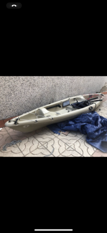 Kayak con soporte para cañas especial para pesca o paseo bueb tamaño esta en barcelona 01