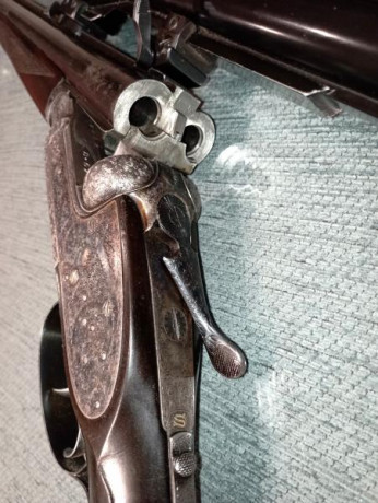 Se vende rifle Express calibre 8x57 JRS de la marca Victor Sarasqueta.
El rifle se vende con visor Zeiss 00