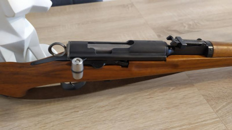 Hola a todos, para hacer sitio en el armero pongo este rifle en venta , guiado en D , super cuidado, con 01