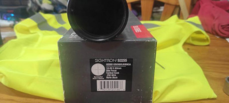 Visor Sightron SIIISS 10-50X60mm  retícula MOA-2 1/4 MOA 
Parasol largo
Adaptar enfoque a 7m Leupold
Inclinómetro 02