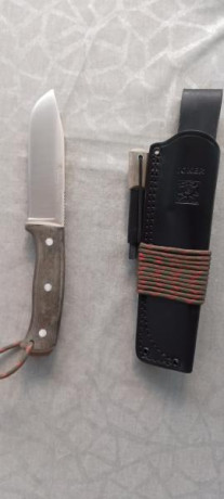 Vendo magnífico cuchillo JOKER Nomad. Con funda que incluye ferrocerio.
Nunca se ha usado. Estado totalmente 02