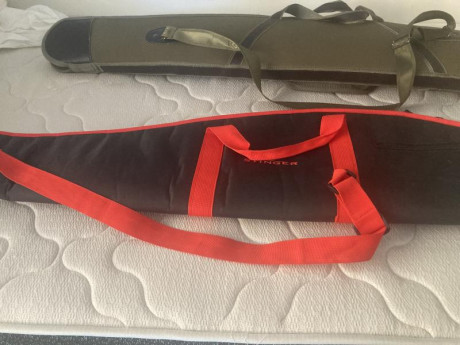 Buenas tardes
Pongo a la venta dos carabinas Weihrauch junto con varios artículos más 
Pueden venderse 100