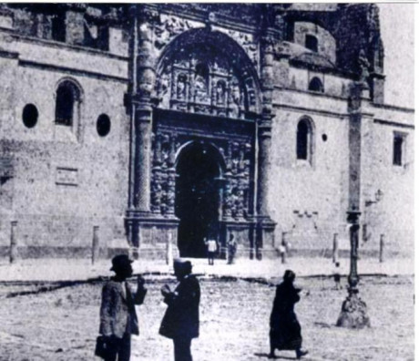  EN RECUERDO Y HOMENAJE A LOS QUE YA NO ESTÁN. 

Si pones en  GOOGLE    PASAPORTES EN LA MEMORIA   da 141