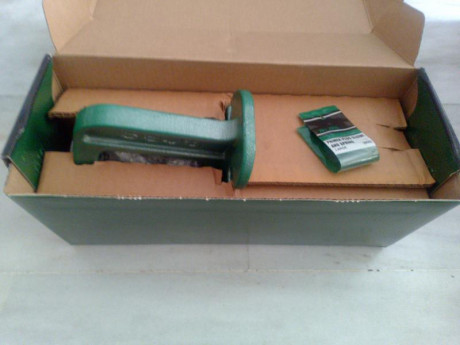 Vendo una prensa monoestación RCBS Rock Chuker Supreme lV , una de las mejores prensas para recargar para 01