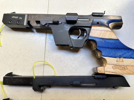 Hola se vende pistola en perfecto estado, con 4 carros uno 32 y 2 22 y uno 22 corto y dos grupos de disparadores 00