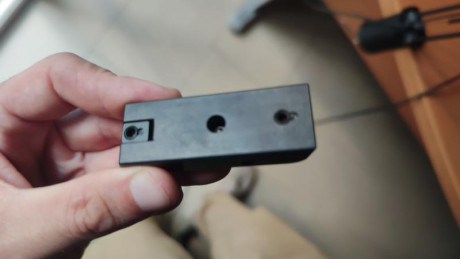 Buenas tardes, pues me he comprado el contrapeso dinámico para la Walther SSP y me ha llegado precintado 01