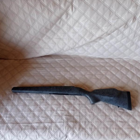 Vendo culata sintética para Weatherby Vanguard 2 de acción larga, es nueva no ha estado nunca montada 00