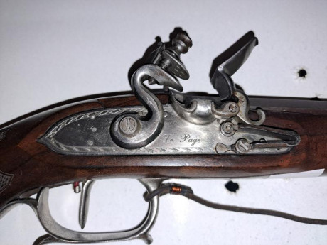 LePage Pedersoli Chispa con llave extra+rastrillo. 600€
Precio solo de la Pistola 475€.
Llave 160€ una 01