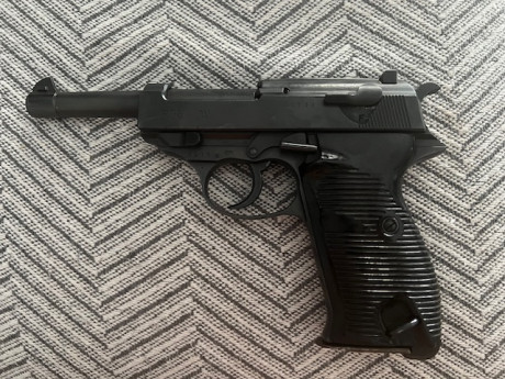 Buenas tardes vendo pistola P·38 del año 44 fabricada por Mauser, la misma se encuentra en perfecto estado 02