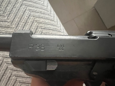 Buenas tardes vendo pistola P·38 del año 44 fabricada por Mauser, la misma se encuentra en perfecto estado 00