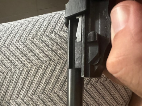 Buenas tardes vendo pistola P·38 del año 44 fabricada por Mauser, la misma se encuentra en perfecto estado 10