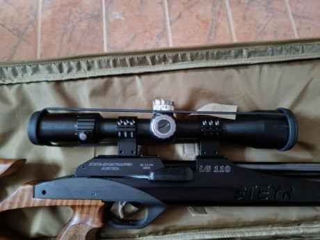 En venta visor Vector Optics Marksman 6-24x50, primer plano focal. En perfectas condiciones de estética 00