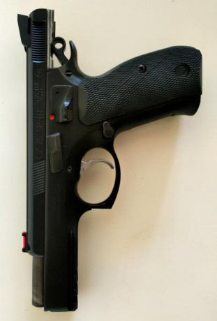 Por motivo de viaje, vendo pistola CZ Shadow SP-1 en muy buen estado, precio de 850€ mas gastos de envio 01