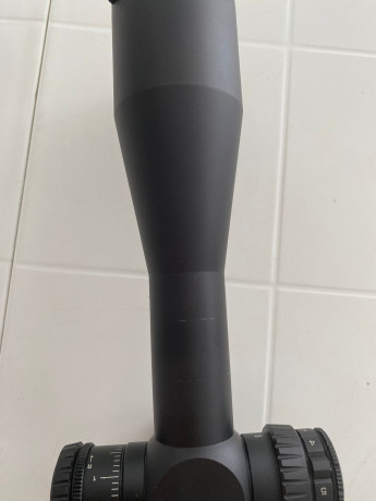 Buenos días.
Se vende  visor OPTISAN EVX 4-16x44I con retícula iluminada MH10X. Tubo de 30mm.
En muy buen 11