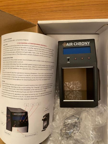 Buenos días, se vende cronógrafo balístico Air Chrony Mk3, está nuevo. Viene en su caja original y solo 00