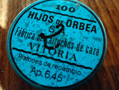 pues estoy buscando unos antiguos pistones de escopeta para unos cartuchos del 20 que tengo por aqui de 02