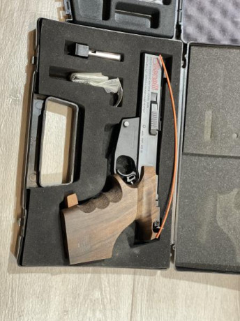 Buen día grupo 
Tengo a la venta mi pistola de precisión benelli esta en perfectísimo estado como la cacha 00