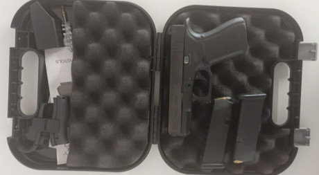 Con todo el dolor de mi corazón, y por cambio de situación, vendo Glock 19 5GEN. Adquirida en 2019. Perfectas 01