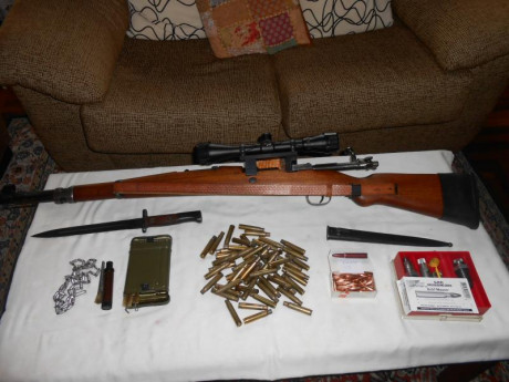 saludos: pongo en venta un k98 modelo m48 en perfecto estado con todos los complementos que tengo
bayoneta
correa
cubrepunto
montura 00