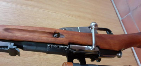 Vendo Mosin Nagant modelo 91/30.
Es del año 1934, se le curvó la maneta y montó una mira PU original.
Tiene 10