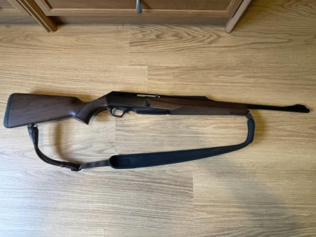 Rifle Browning MK3 en calibre 30-06 Springfield. Muy buen estado. Muy poco uso. Tiene pequeñas marcas 01