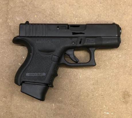 Buenas compañeros,

Por cambio de arma pongo a la venta mi Glock26 de 4ª generación. El arma se encuentra 01