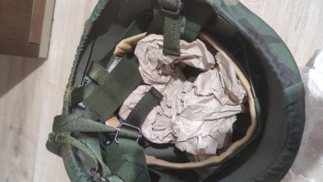 En perfecto estado, chaleco con distintivo de comandante de la legión talla G, casco infantería de marina 01
