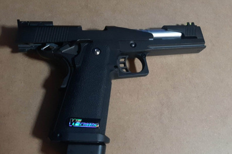Pistola Airsoft WE Hi-Capa 5.1 Force Full Metal GBB, con muy poco uso.

Características: Hop-Up, modo 00