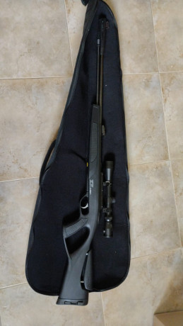 Buenas. Vendo  GAMO CFR IGT + visor GAMO 3-9 x 40   (  No  es el visor del combo típico de 4x32).
La compré 00