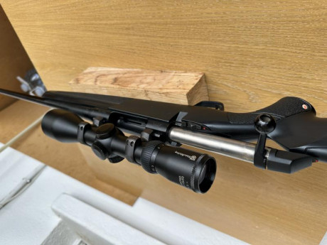 Buenos días,

Vendo rifle winchester XPR en calibre 30.06, con visor Nikko Stirling Diamond 2,5-10X50, 01