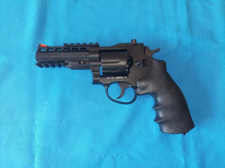 Buenas a todos.
Vendo revolver Gamo GR-STRICKER. de Co2
El revólver está completamente nuevo con su maletín 00