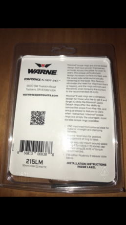 Pues eso, vendo una única anilla Warne Maxima desmontable alta, referencia 215 LM. Está prácticamente 00