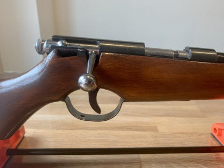 Santa Barbara mod. 66 monotiro de cerrojo 22Ir
-.Especial e ideal para iniciarse en el tiro deportivo, 42