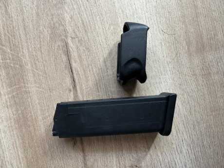VENDIDA. Glock 26 Gen5 guiada en F . Lleva instalado el conector de 3,5 libras para suavizar el disparador 12