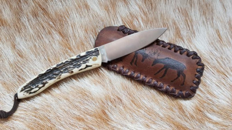 Buenos días compañeros,

Pongo a la venta una serie de navajas de mi colección, todas en perfecto estado.

Envío 101