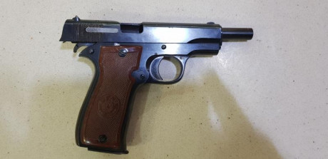 Pistola marca Star, modelo SS , calibre 9mm/380 (nueve corto).
En buen estado general, para ver en provincia 142