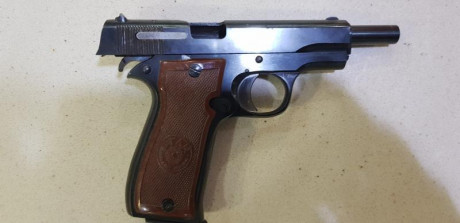 Pistola marca Star, modelo SS , calibre 9mm/380 (nueve corto).
En buen estado general, para ver en provincia 140