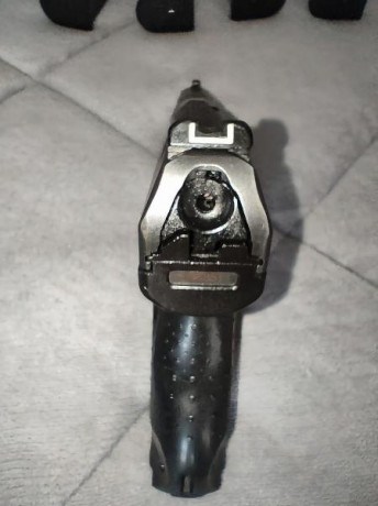 Buenos días, por razones de espacio y uso, vendo mi Walther P99 AS de 9mm, con maletín (no original), 11