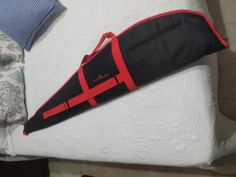 Vendo carabina cometa fénix 400 con muy poco uso unos 80 tiros tiene,es calibre 4'5 lleva montado un visor 00