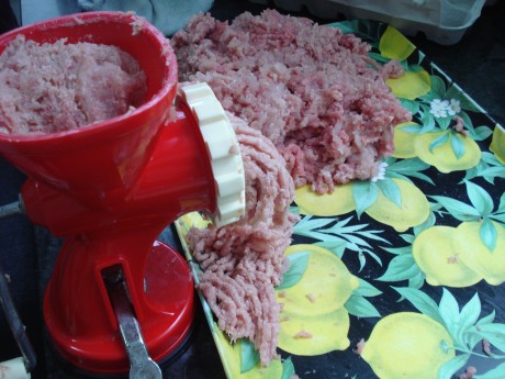 Queridos amigos: ante las expectación :8 causada por el desayuno que me he pegado esta mañana, el cual 00