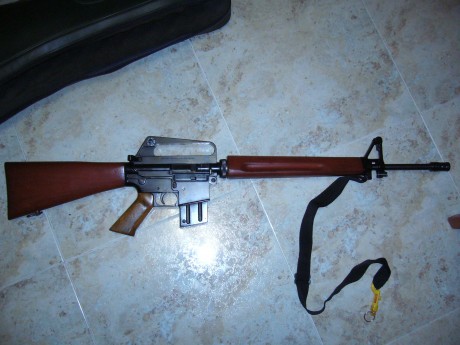 un m16 en cal. 22 con cargador de 15 tiros, que se le aplicara o no al final,,, lo del cargador es para 92